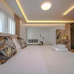 Murati View * ティラナ