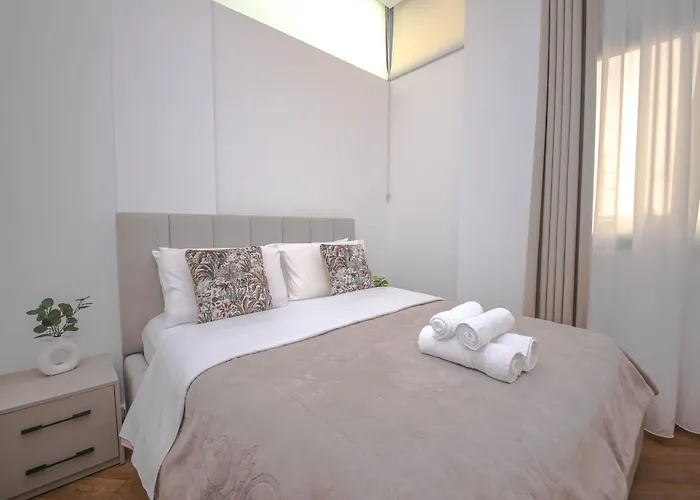 Murati View Отель Тирана