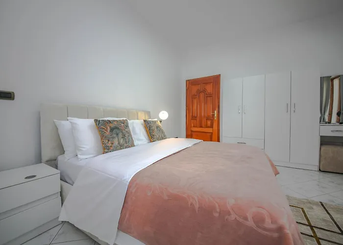 Отель Murati View Тирана