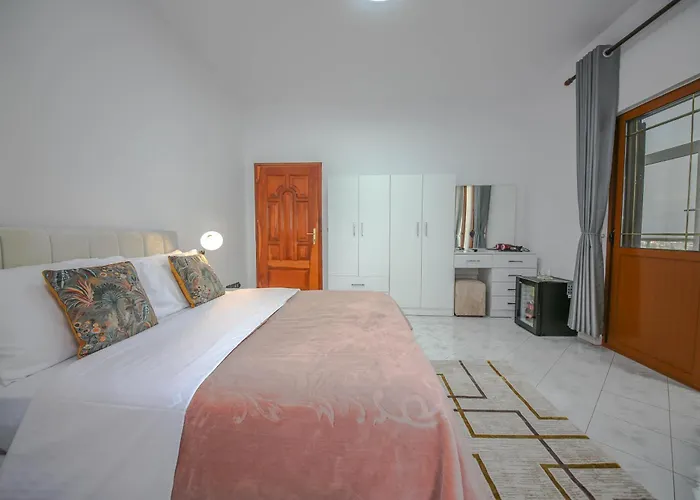 Отель Murati View Тирана