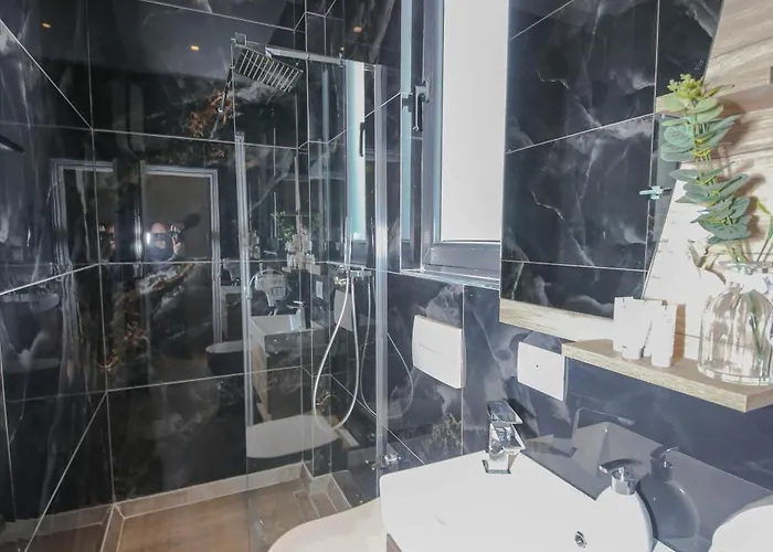 Murati View 호텔 *